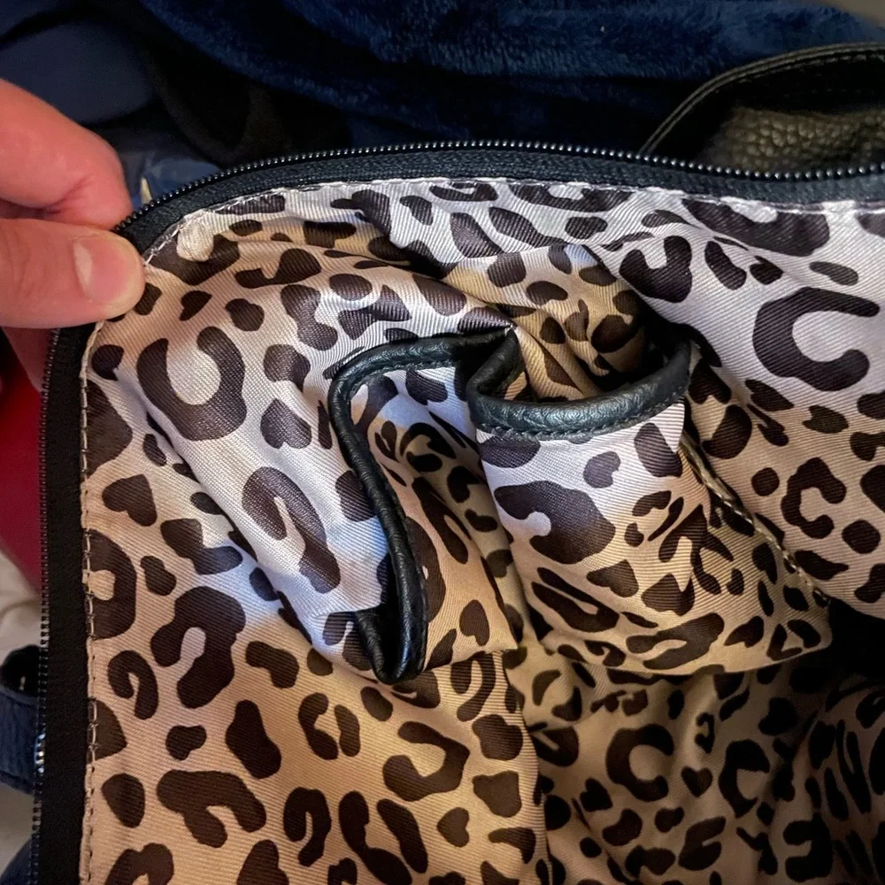 Jessica Simpson Tote/Shoulder Bag - Picture 5 of 5